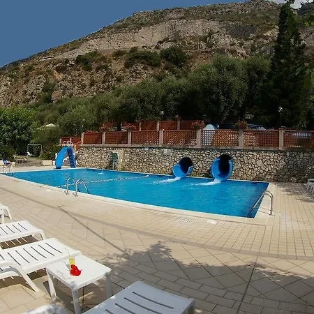Villaggio Turistico Bleu Village 4*