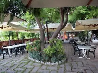 מלון Villaggio Turistico Bleu Village